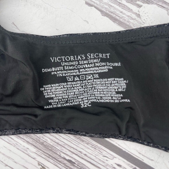 Women's Victoria's Secret Size 32C Unlined Semi Demi Bra - Picture 6 of 6